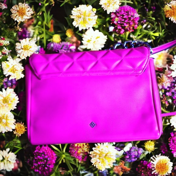 Hamptons Quilted Chain-Strap Shoulder Bag (Call it Spring) NWOT Crossbody bag - Picture 4 of 6